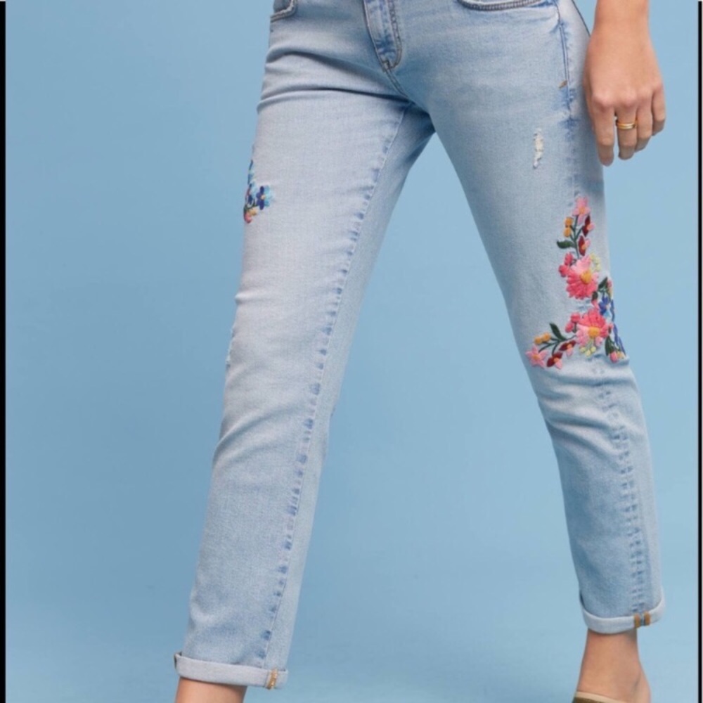 Pilcro embroidered jean